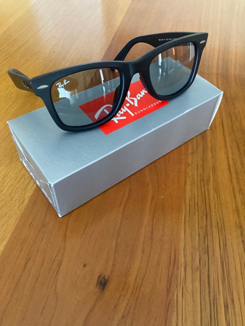 Ray-Ban 0RB214F ライトグレー