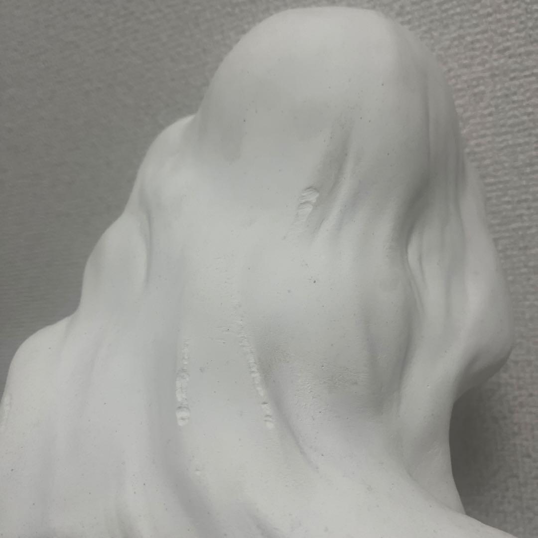 スズランの少女　石膏像
