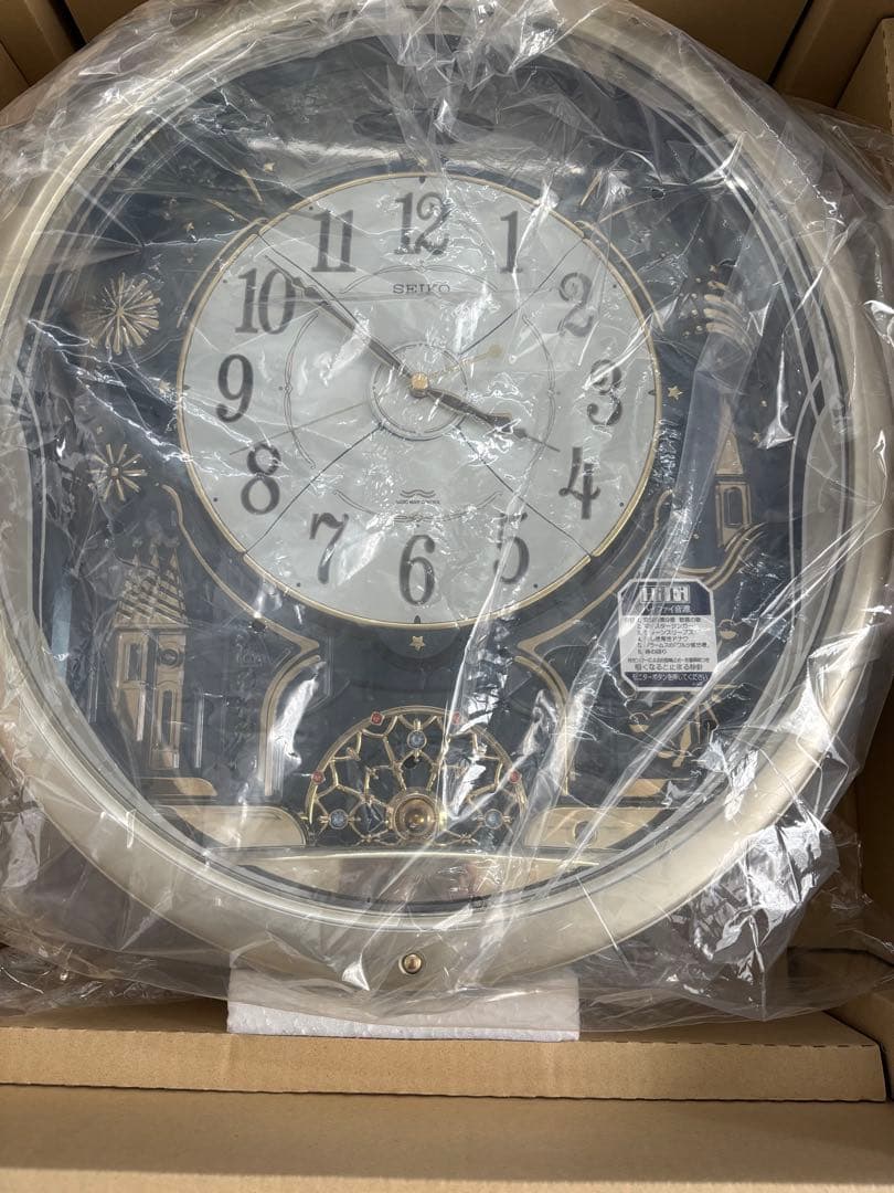 SEIKO 掛時計　からくり時計　音楽　新品　未使用品　時計　インテリア