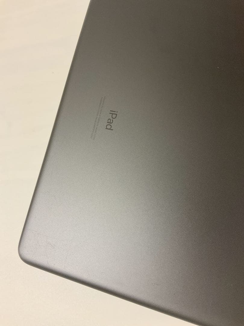 iPad 第8世代 32GB Wifiモデル　スペースグレイ