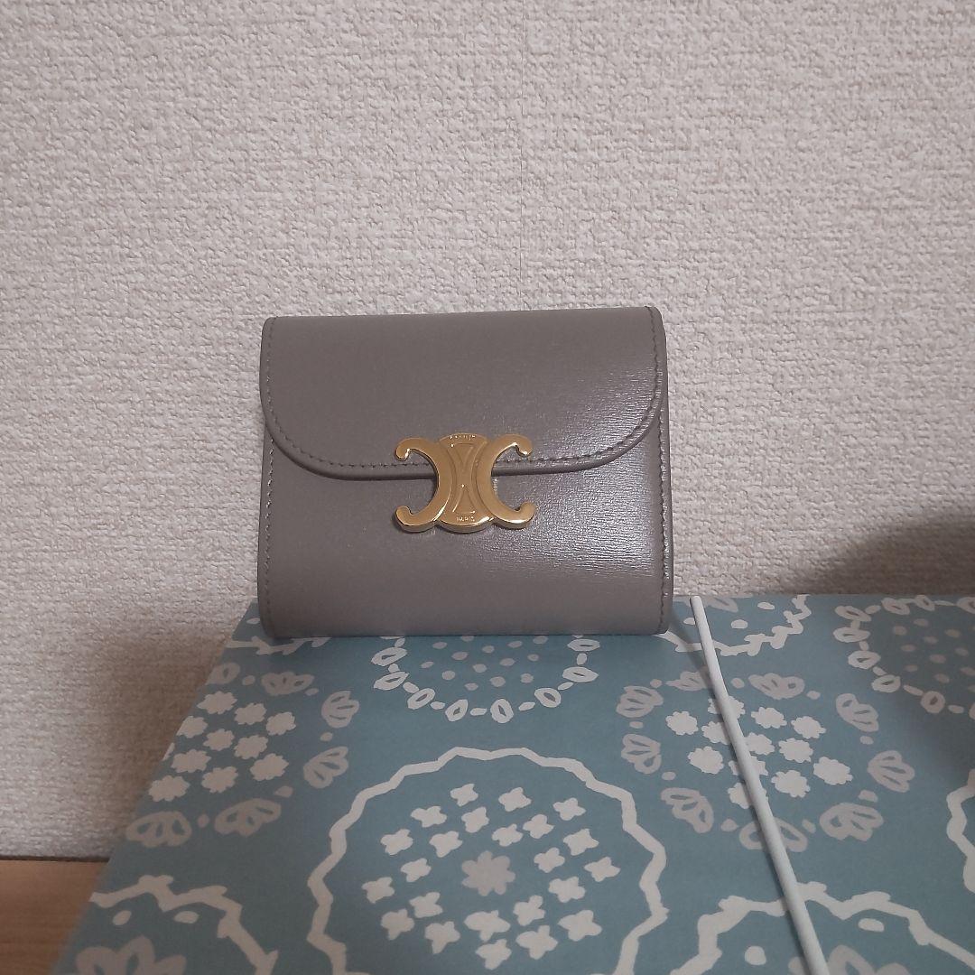sou_matsu　CELINE 三つ折り財布 トリオンフ