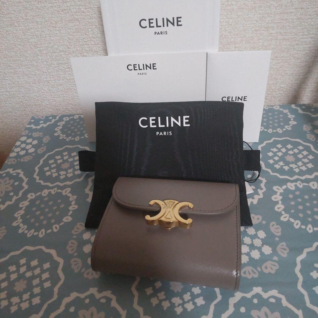 sou_matsu　CELINE 三つ折り財布 トリオンフ