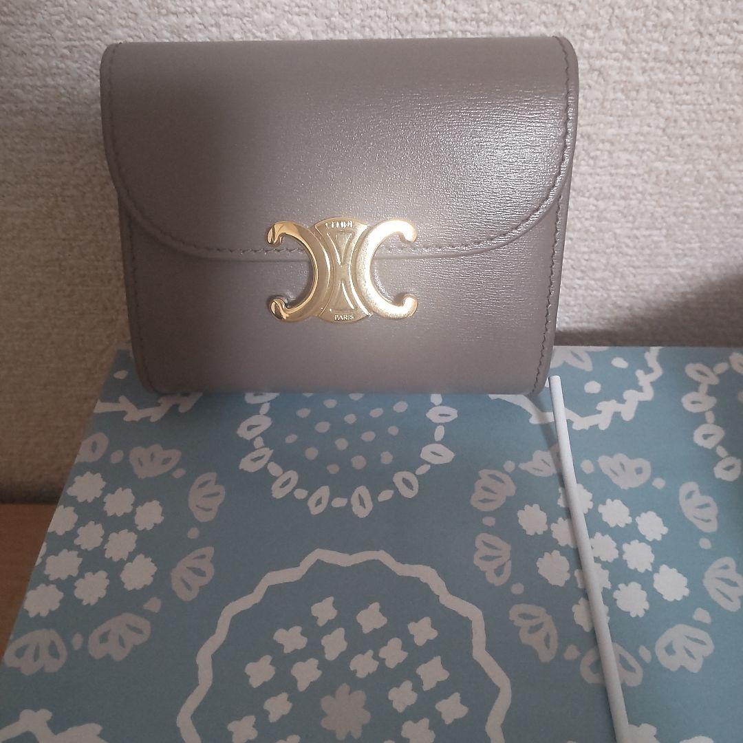 sou_matsu　CELINE 三つ折り財布 トリオンフ