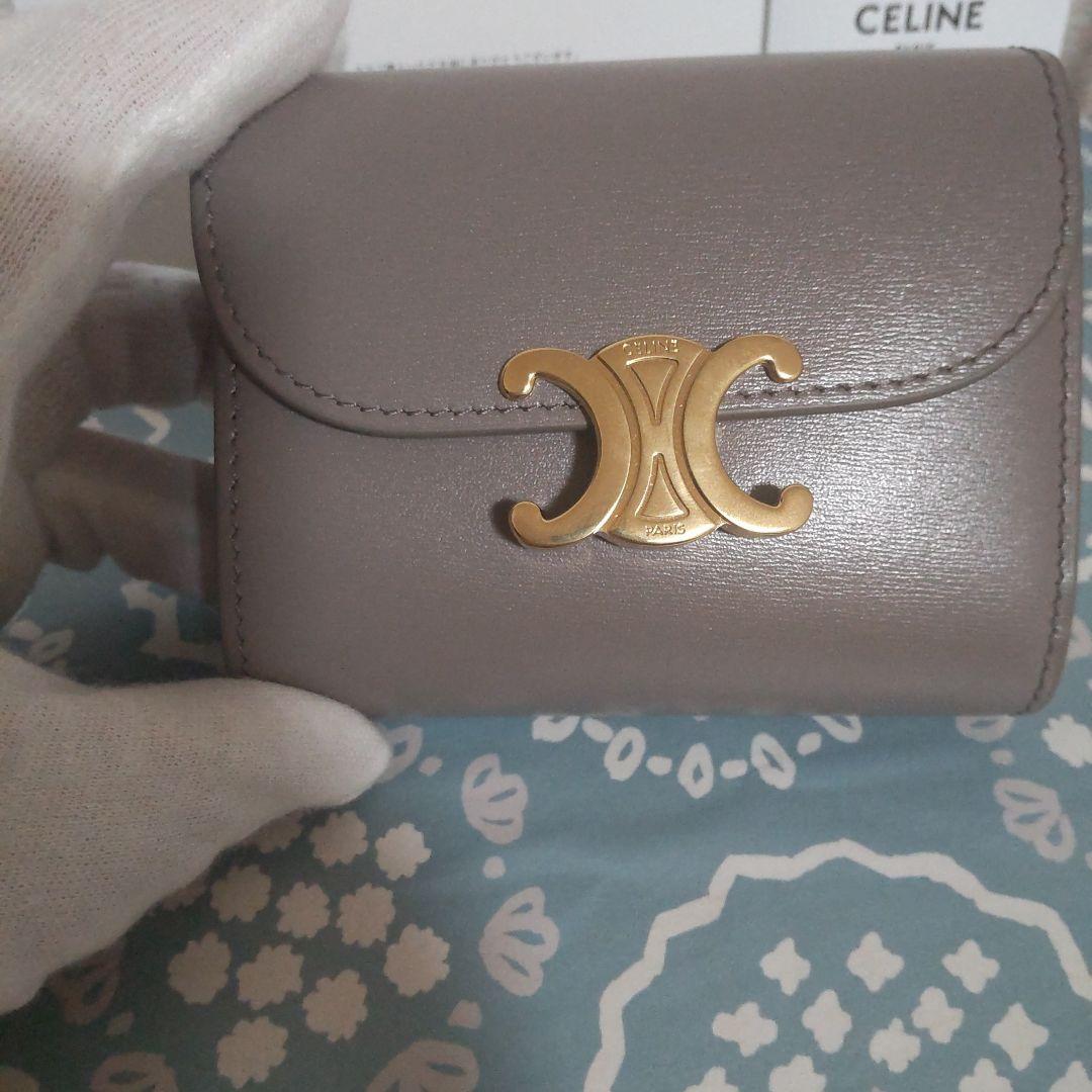 sou_matsu　CELINE 三つ折り財布 トリオンフ
