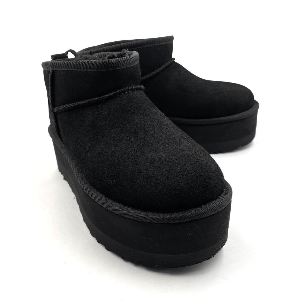 《未使用級》UGG アグ 厚底 ショート ムートンブーツ ブラック 黒 22cm