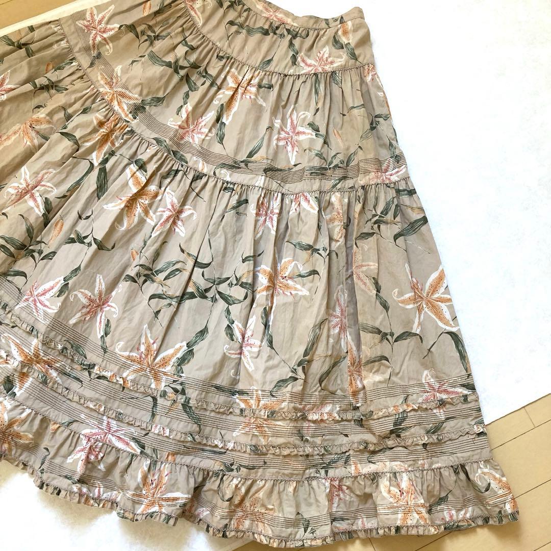 カネコイサオ　山百合柄　ティアードスカート　ロングスカート　フリル　ピンタック
