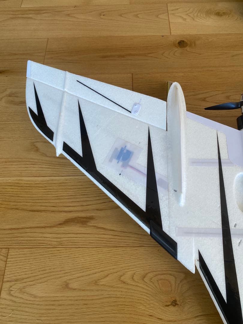 Horizon F-27 Evolution 飛行機ラジコン