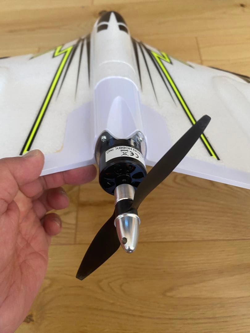 Horizon F-27 Evolution 飛行機ラジコン