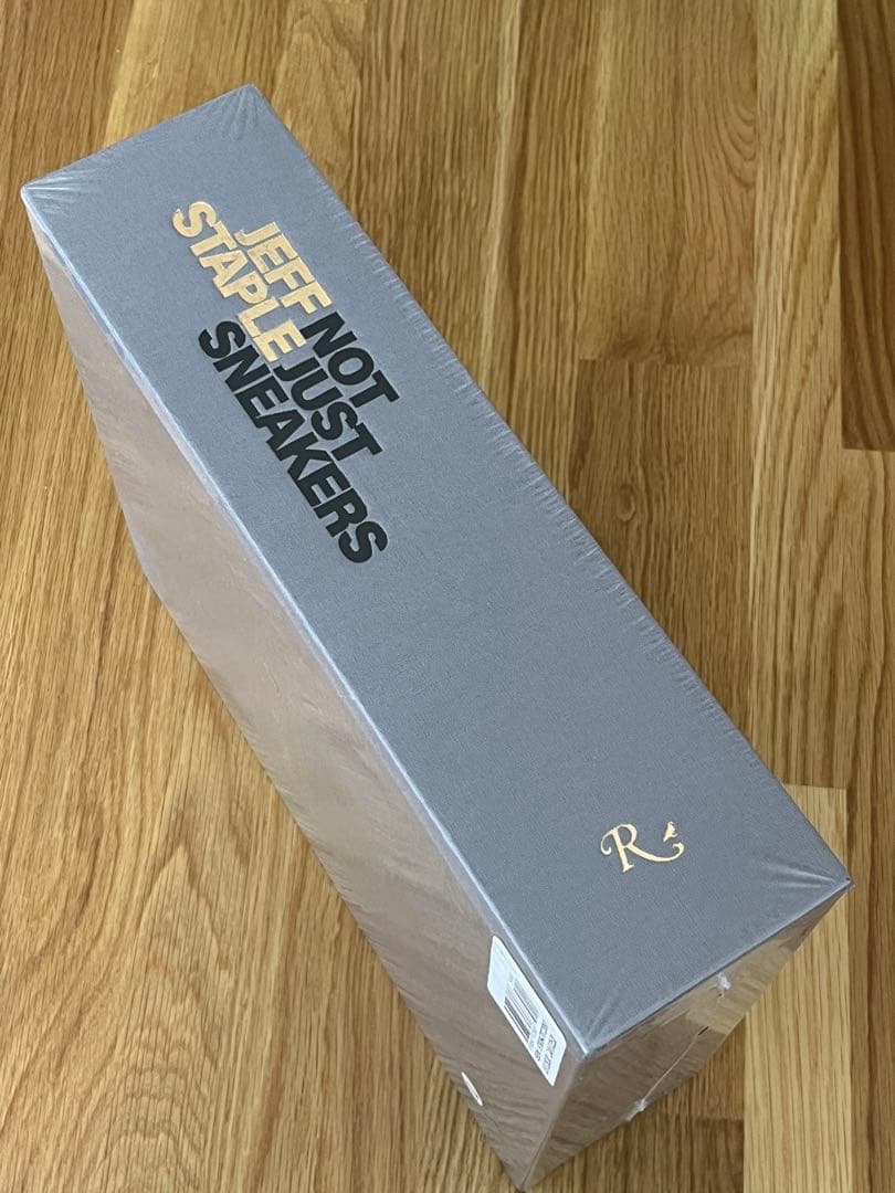 アート・デザイン・音楽 Jeff Staple Deluxe: Not Just Sneakers