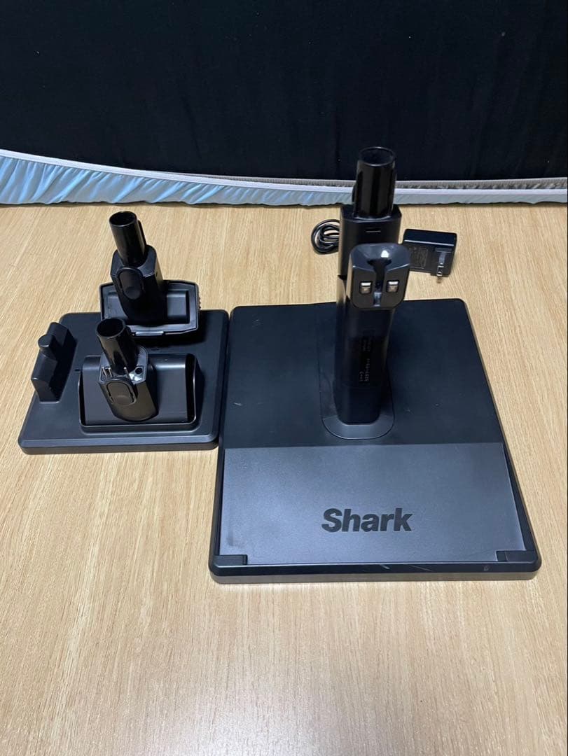 美品　Shark Clean Sense iQ IW2241JGY 掃除機