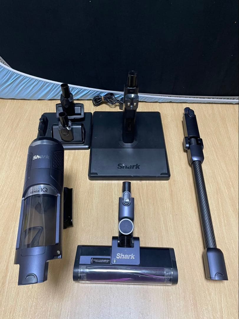 美品　Shark Clean Sense iQ IW2241JGY 掃除機