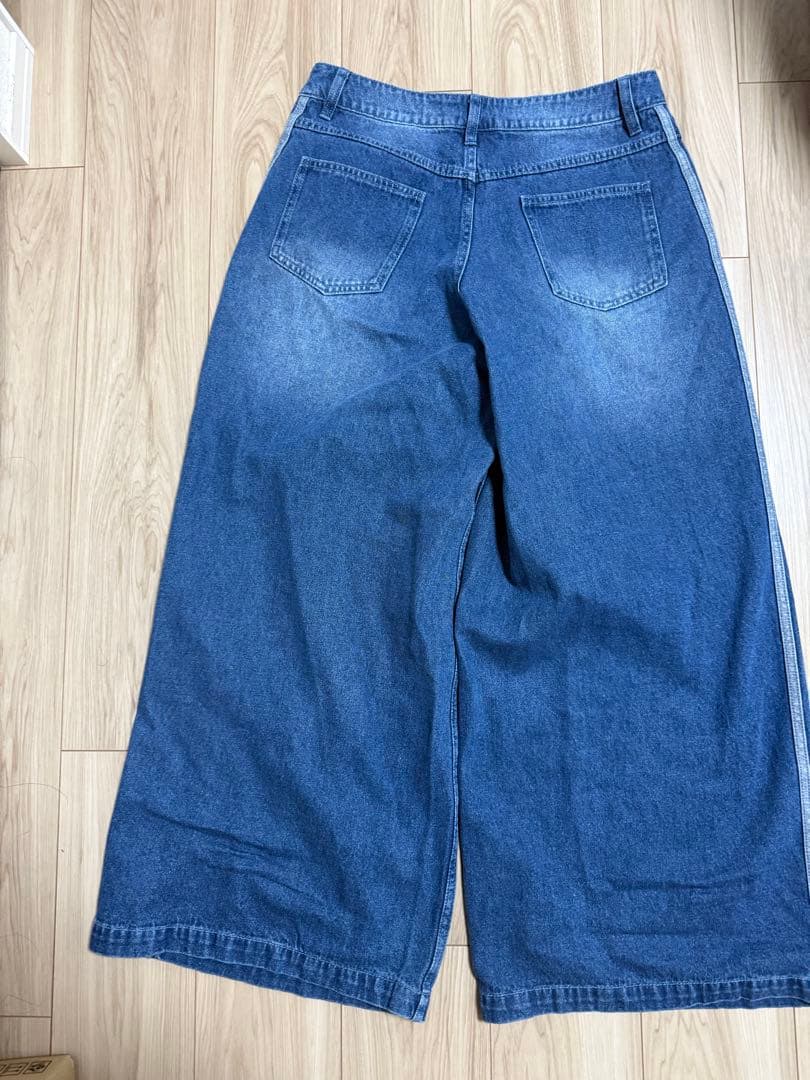 m*o様 アディダスオリジナル 新品デニムワイドバギーパンツ