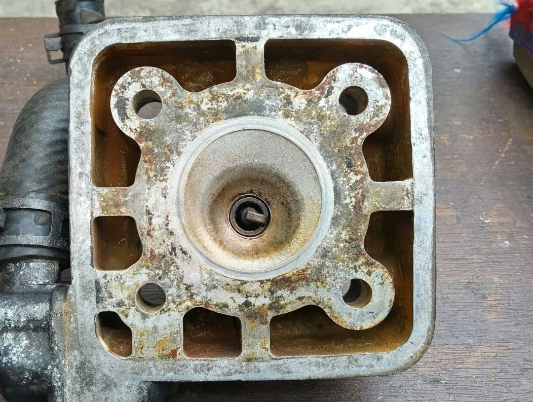 RZ50エンジン