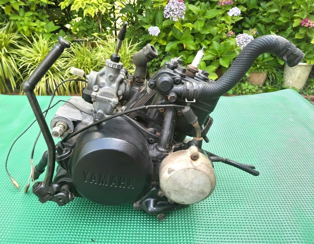 RZ50エンジン