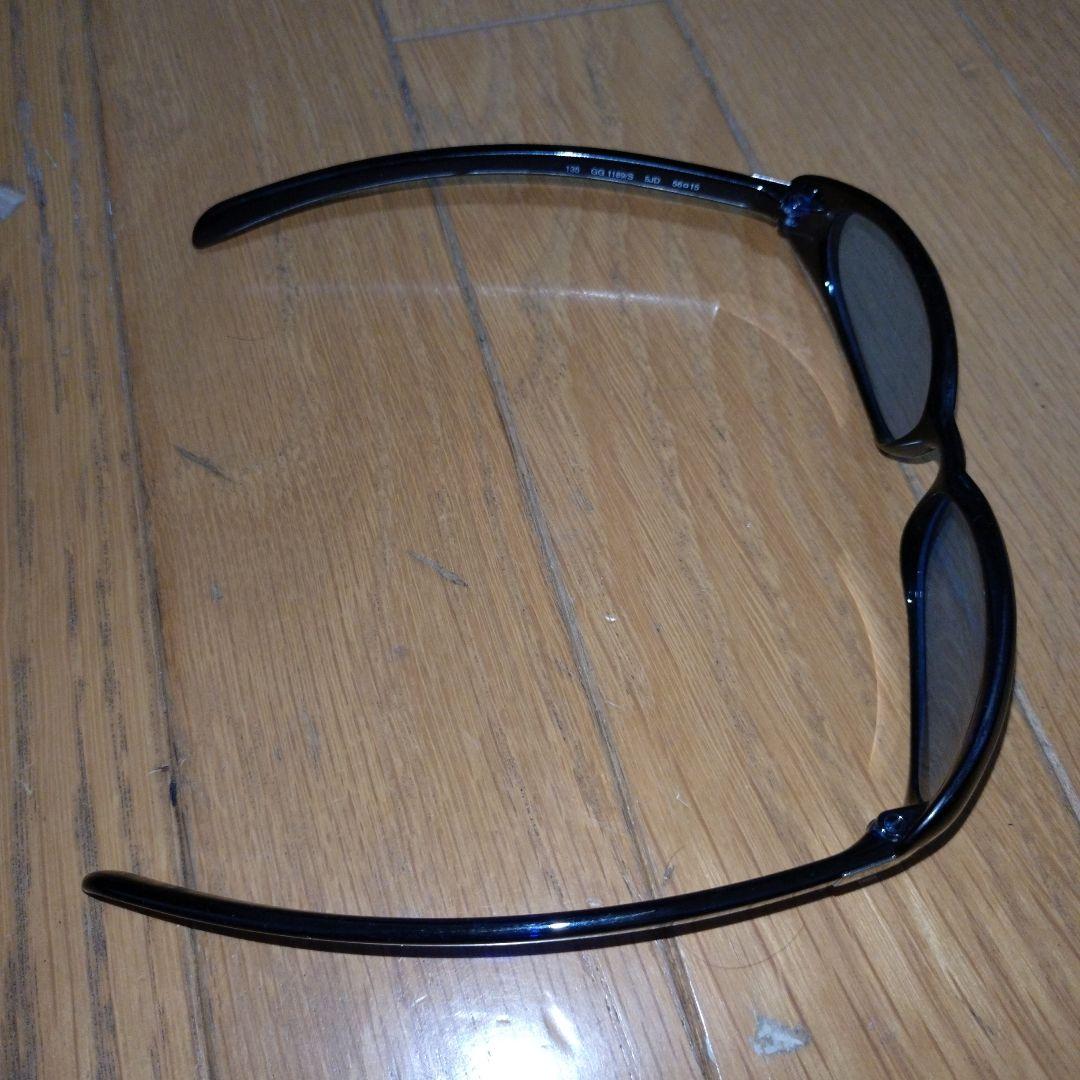 GUCCIスリムデザイン 偏光レンズ サングラス