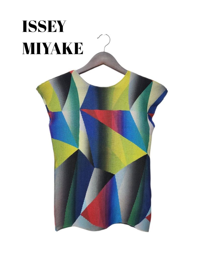 89837　me ISSEY MIYAKE　柄　半袖カットソー