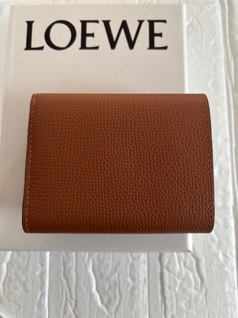 【150____v 】Loewe アナグラム財布