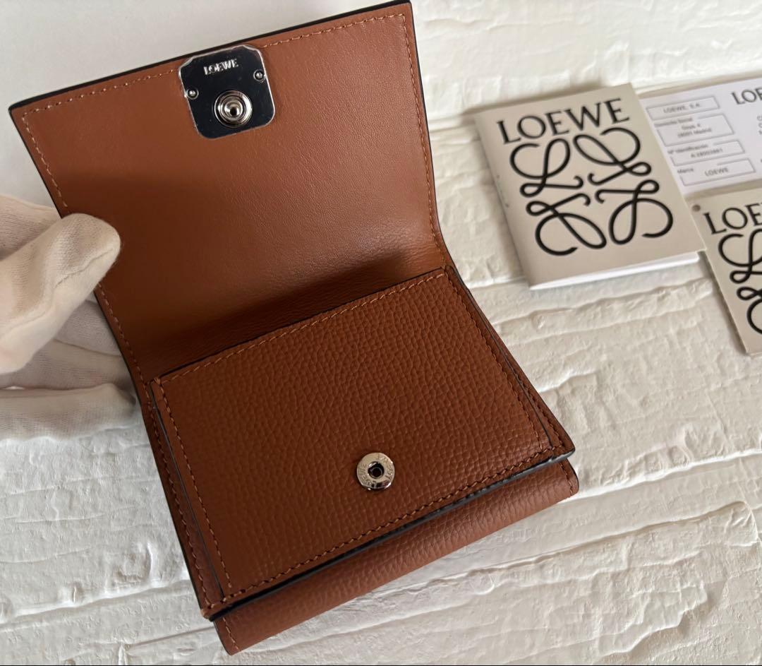 【150____v 】Loewe アナグラム財布