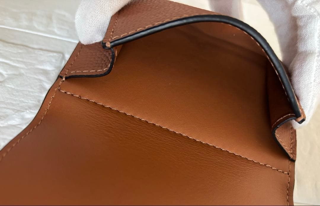 【150____v 】Loewe アナグラム財布