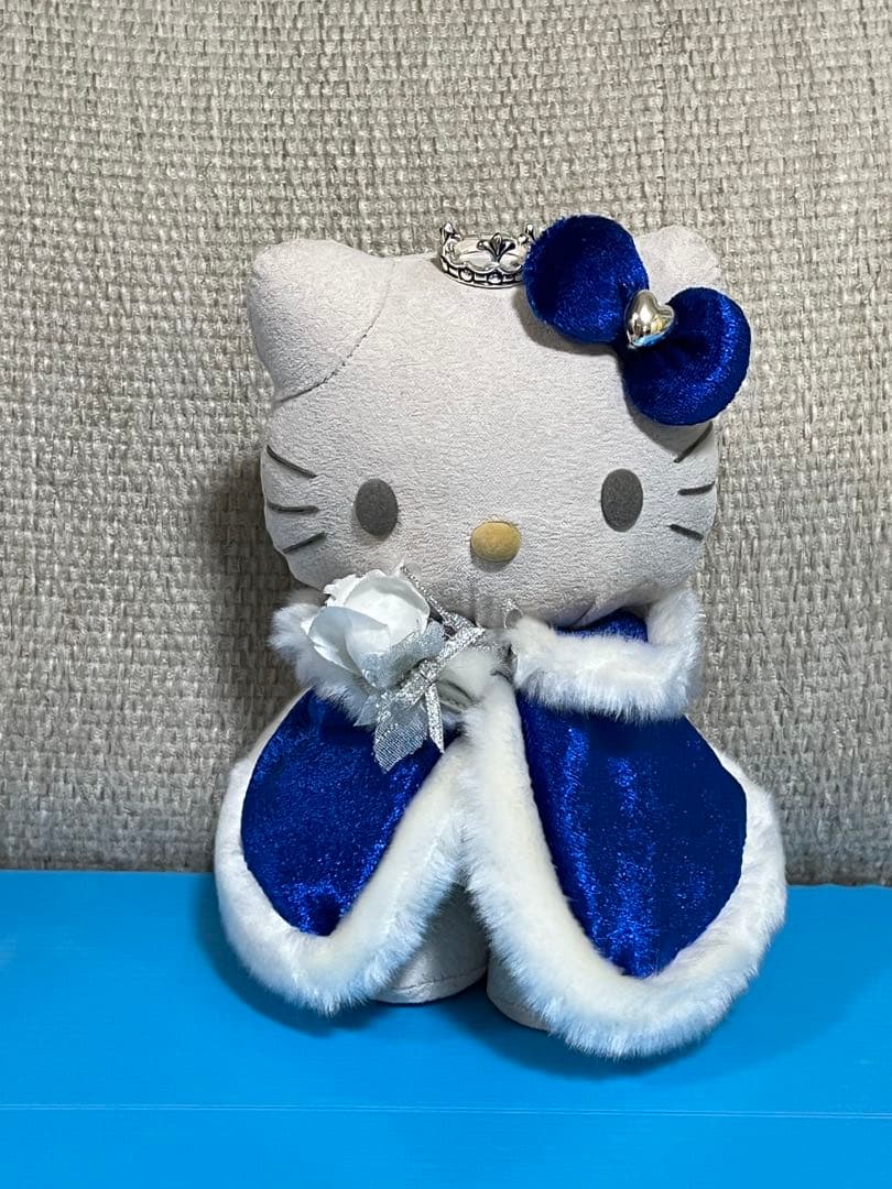 ハローキティぬいぐるみ ビンテージドールコレクション 赤青ゴールド緑　激レア品