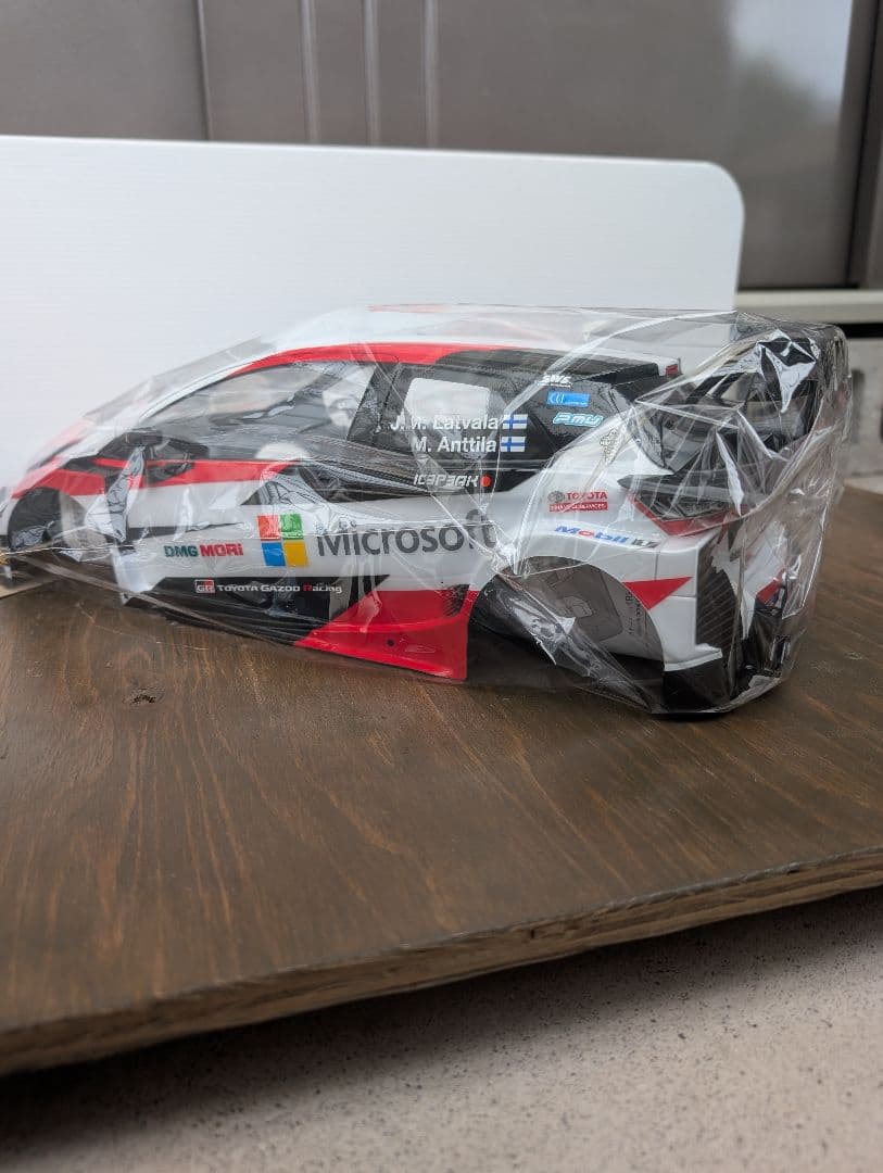 タミヤ　ガズーレーシングWRT ヤリスWRC 塗装済み未使用　TAMIYAボディ