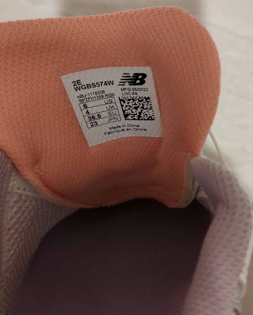 New Balance ゴルフシューズ ホワイト/パープル