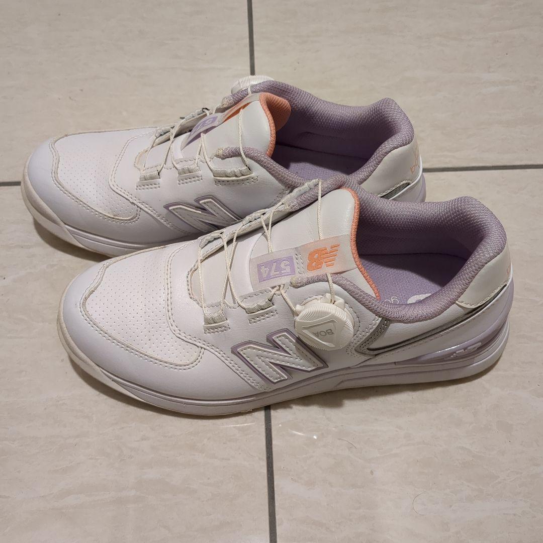 New Balance ゴルフシューズ ホワイト/パープル