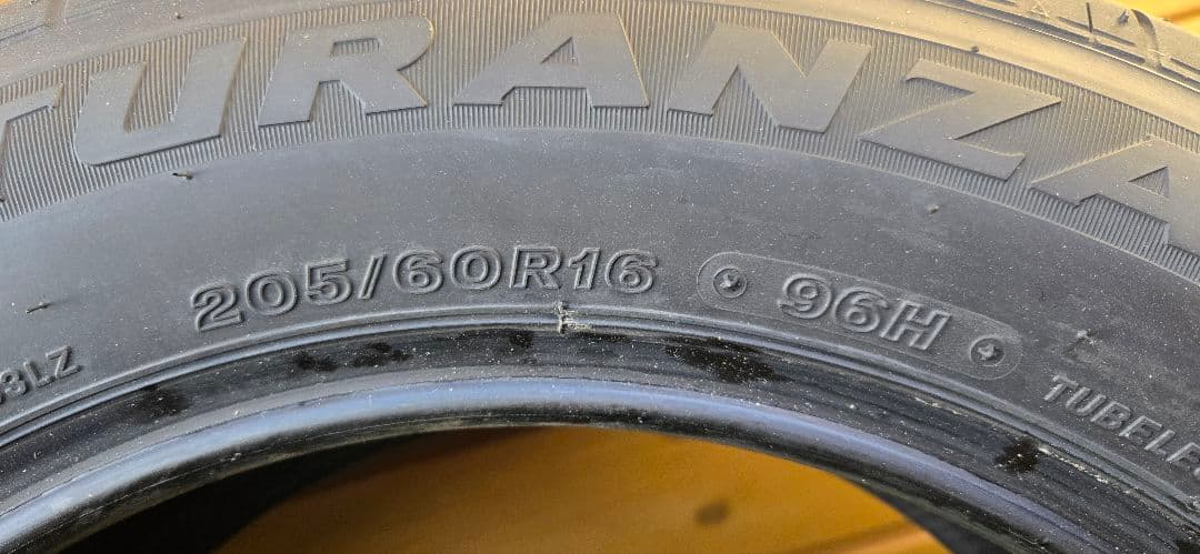 (1/2)みつお様ブリヂストンTURANZA205/60R161本にパンク歴有り