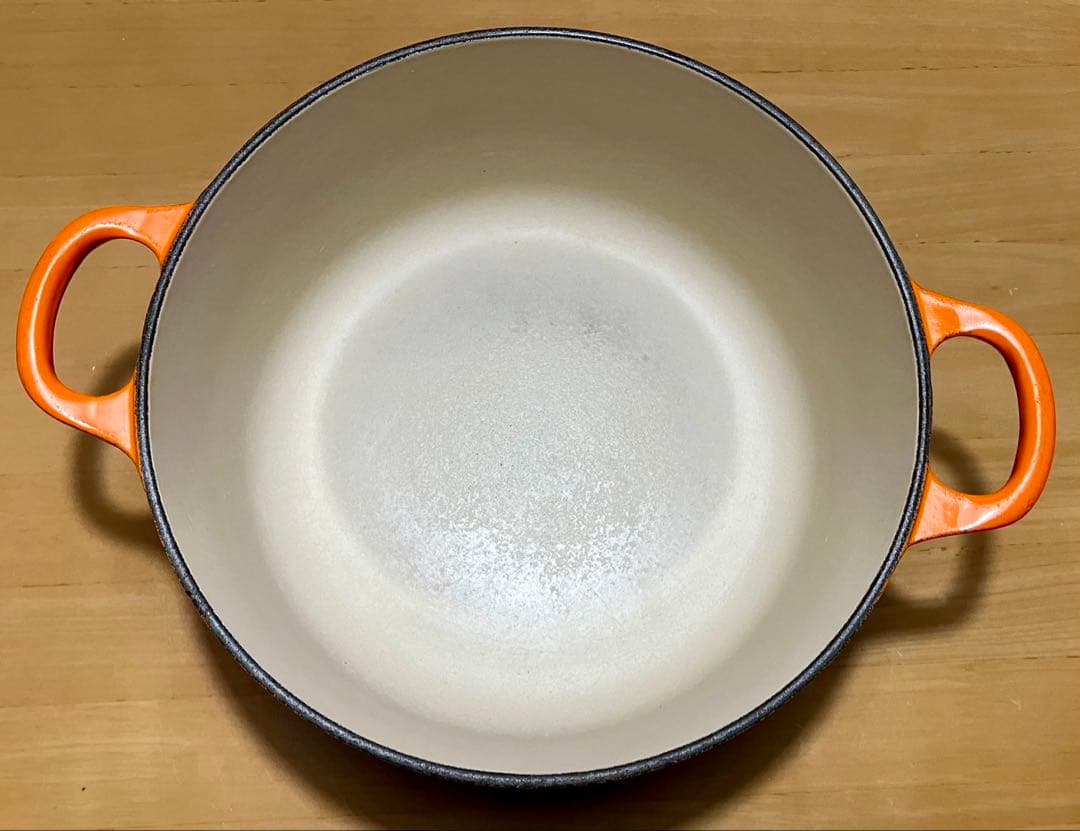 LE CREUSET オレンジ 両手鍋 22センチ