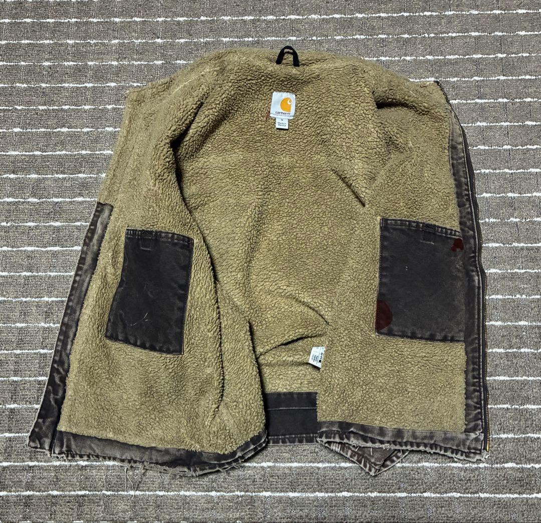 雰囲気◎ carhartt ダックベスト DKB ダークブラウン フェード ボロ