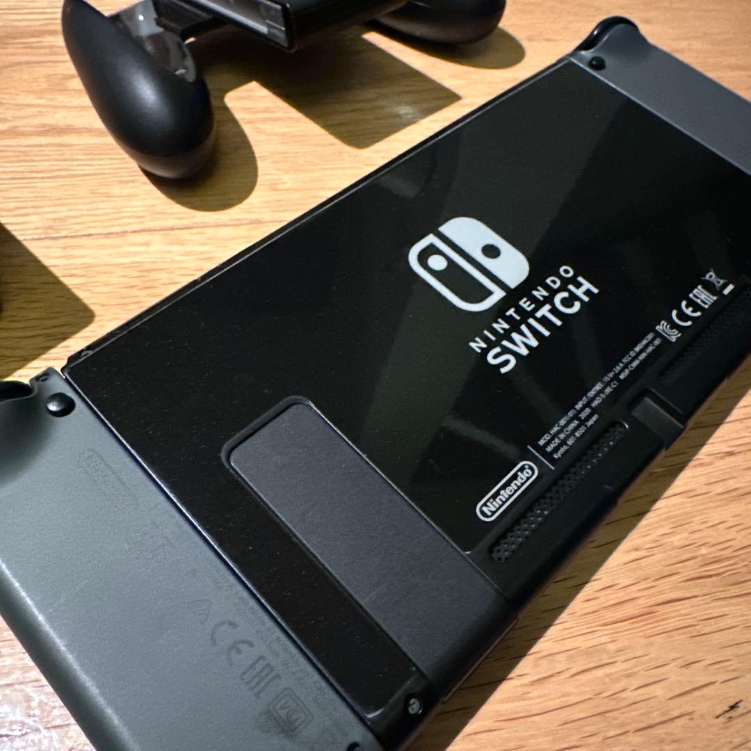 Nintendo Switch グレー 本体　ケース付
