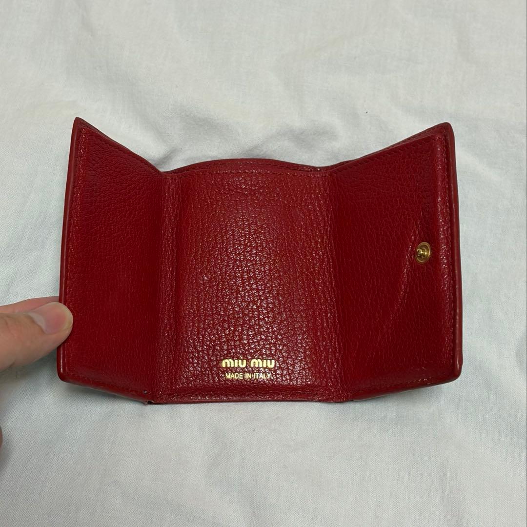 MIU MIU マドラス 三つ折りサイフ ラブレター