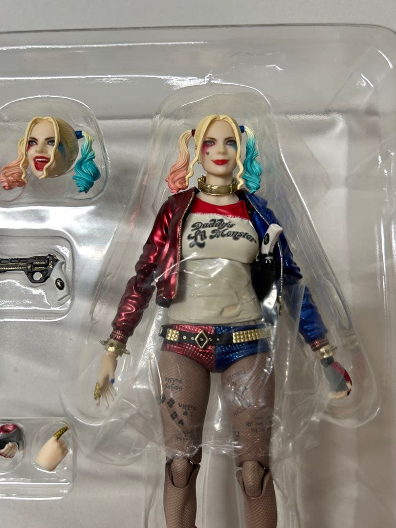 美品　MAFEX マフェックス 033 HARLEY QUINN ハーレークイン