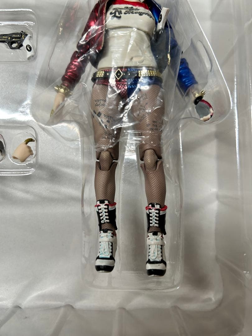 美品　MAFEX マフェックス 033 HARLEY QUINN ハーレークイン