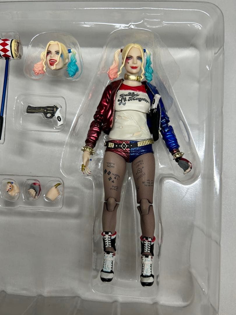 美品　MAFEX マフェックス 033 HARLEY QUINN ハーレークイン