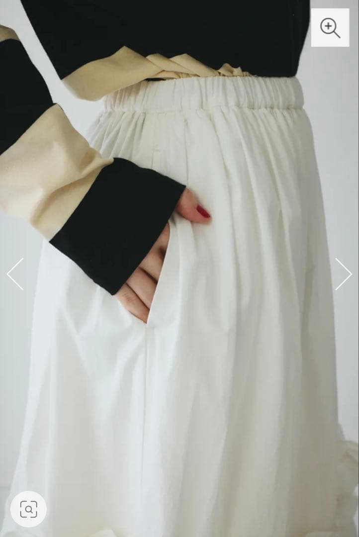 ［お値引き］新品未使用 HeRIN.CYE フリルスカート 白