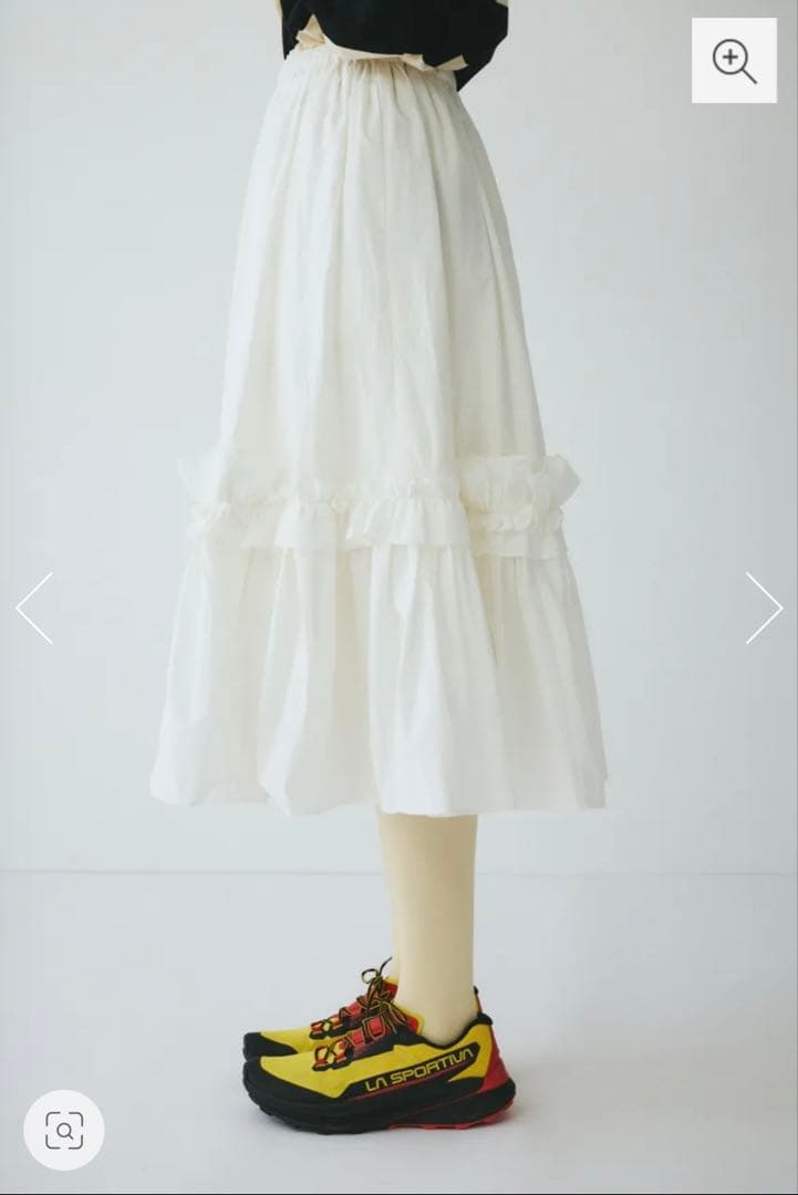 ［お値引き］新品未使用 HeRIN.CYE フリルスカート 白