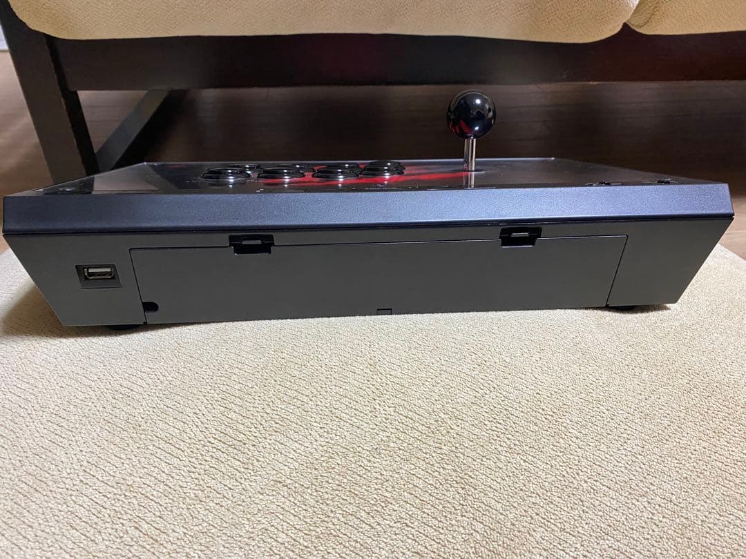 Mad Catz EGO Arcade Stick 特別モデル