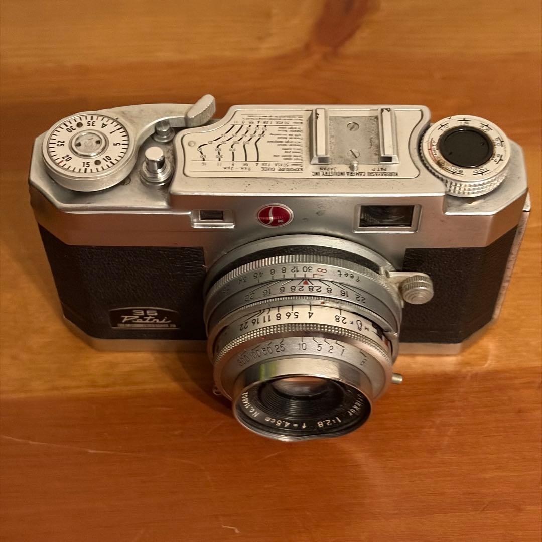 Petri 35 Color Corrected Super﻿ 写真機　カメラ