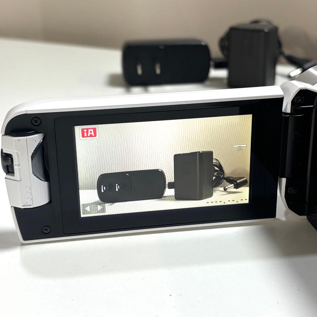 Panasonic（パナソニック）のデジタルビデオカメラ、HC-W585M