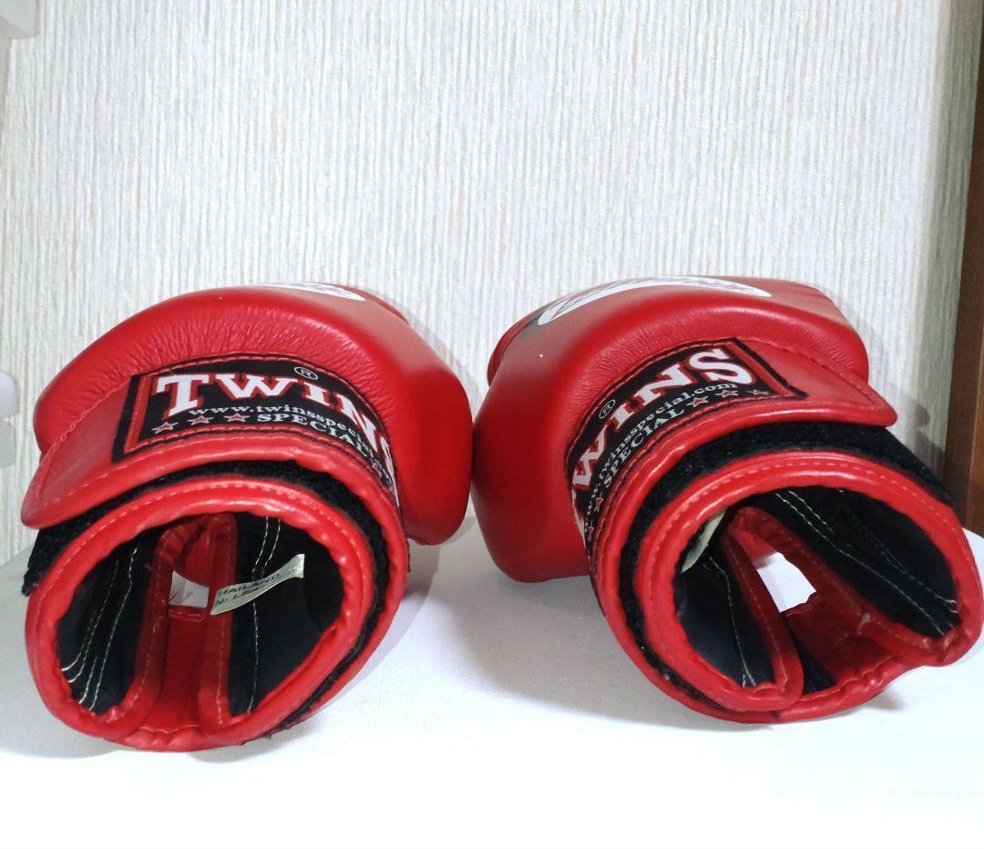 正規品 TWINS ツインズ ボクシンググローブ 8oz 赤 本革製 ムエタイ