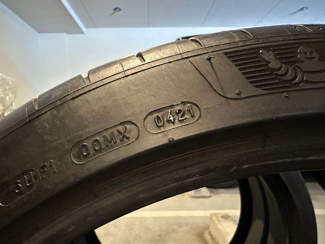 (約1万km) 315/30ZR21 （X2本） パイロットスポーツ4S