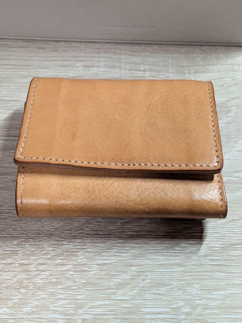 【国内正規品】イルビゾンテ トリフォルド ウォレット ヌメ（三つ折り財布）