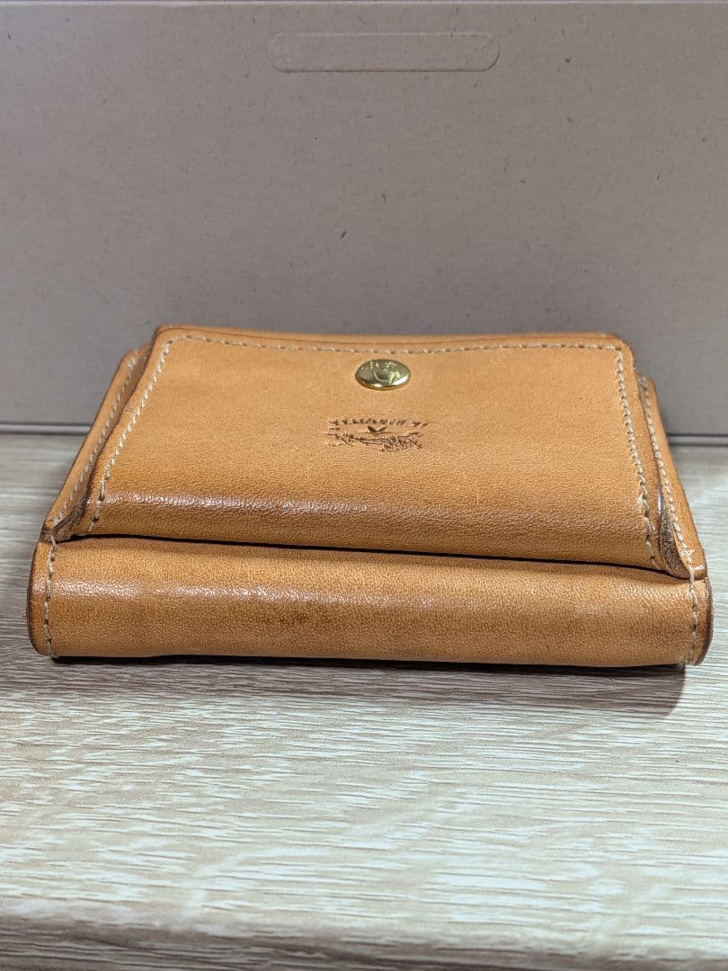 【国内正規品】イルビゾンテ トリフォルド ウォレット ヌメ（三つ折り財布）