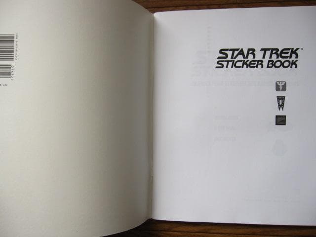 The Star Trek Sticker Book　スター・トレック