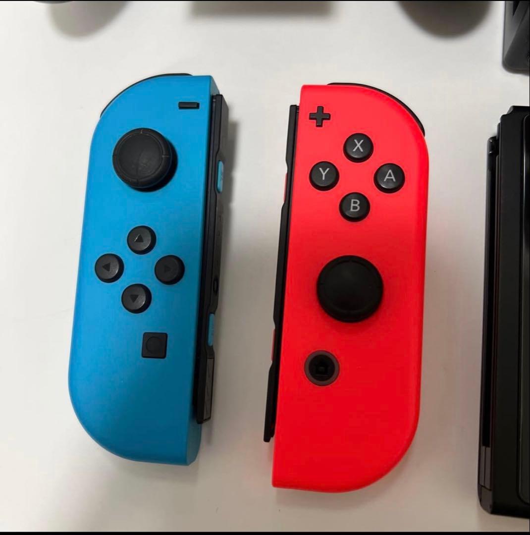 【美品】Nintendo Switch 本体 ネオンブルー/ネオンレッド