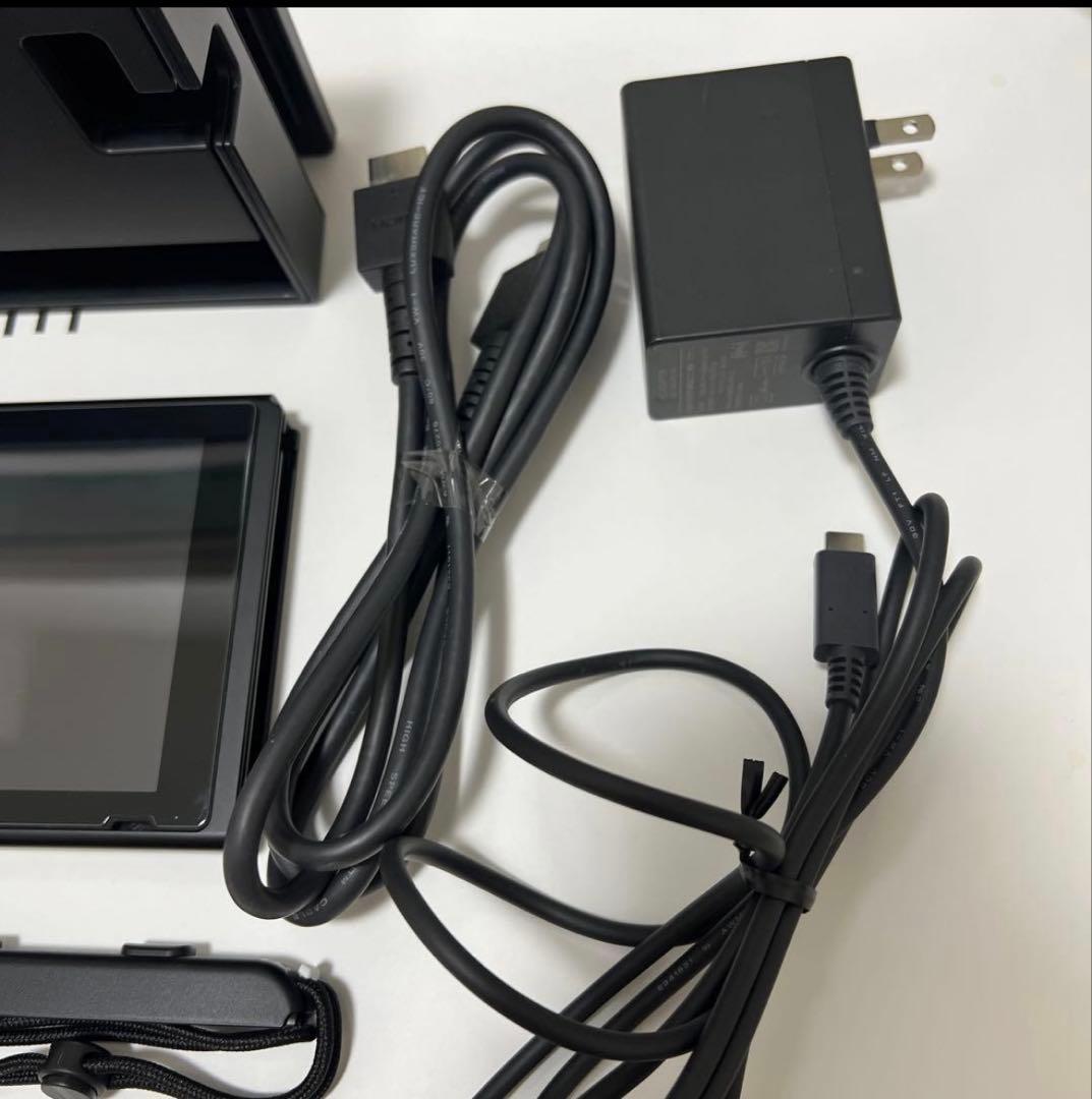 【美品】Nintendo Switch 本体 ネオンブルー/ネオンレッド