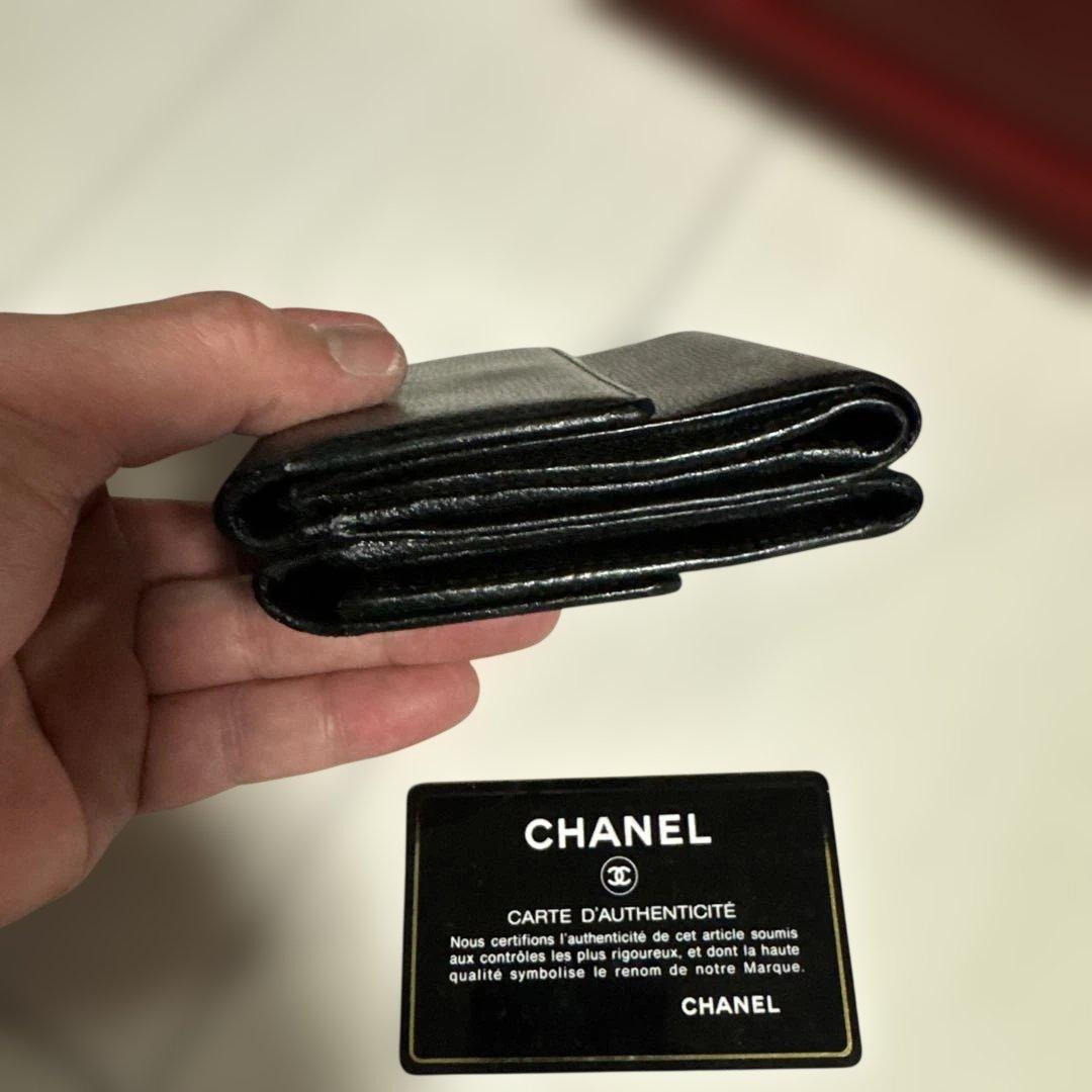 正規品　CHANEL シャネル 二つ折り財布