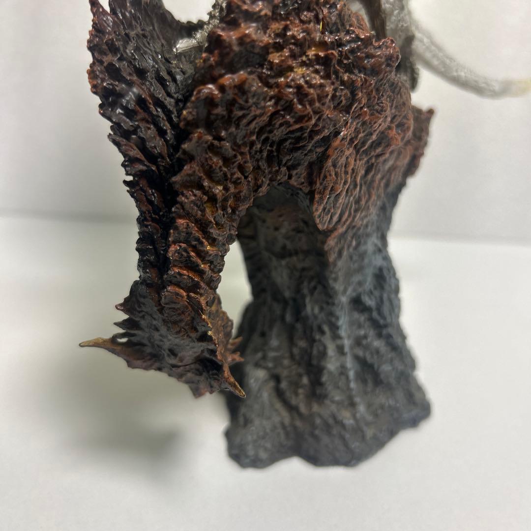 か*ら様 正規品　モンスターハンター　クリエイターズモデル　クシャルダオラ　脱皮
