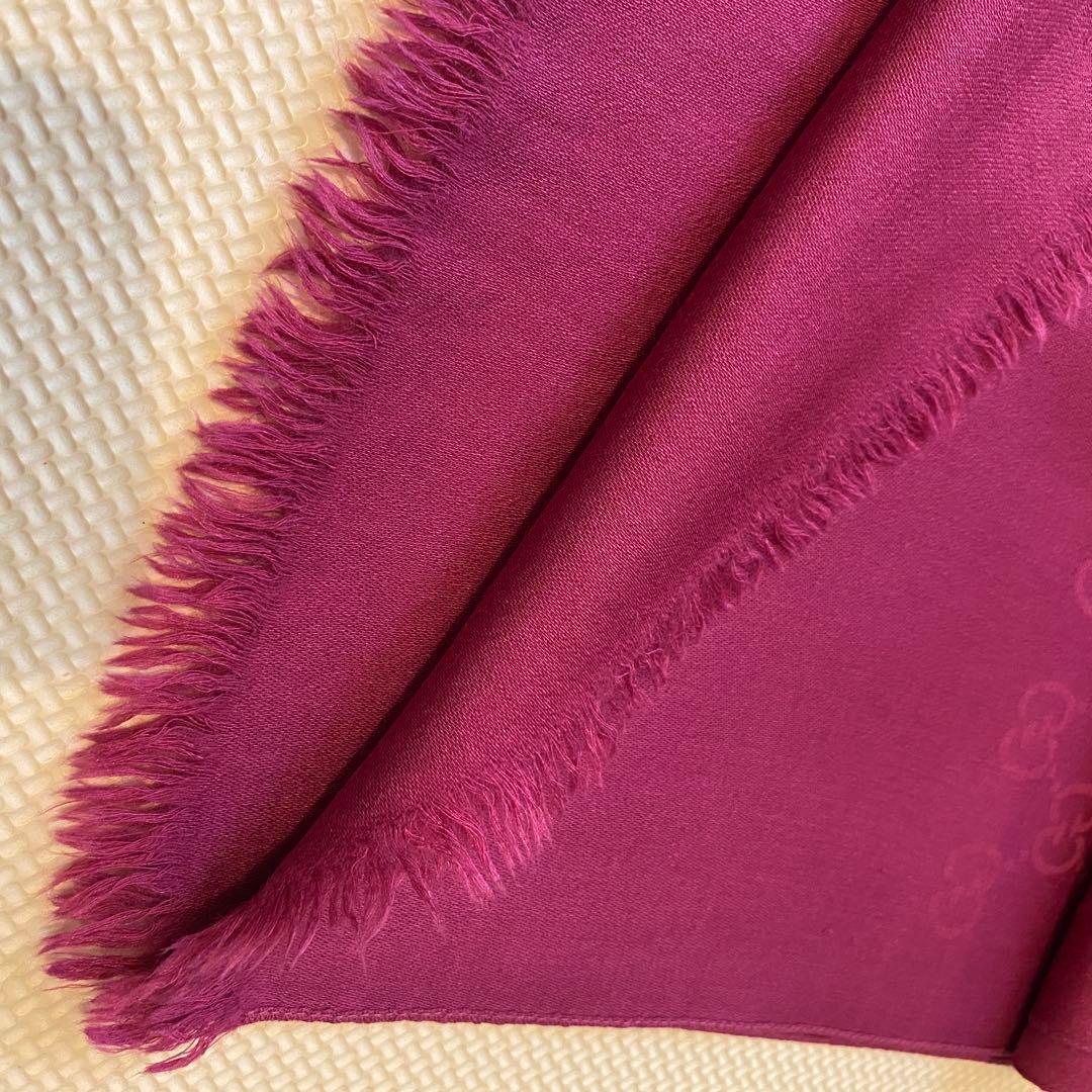 gucci GG柄の　シルク混ストール フクシア
